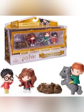 Wizarding World Harry Potter: Magical Scenes Micro Gift Set With Exclusive Harry